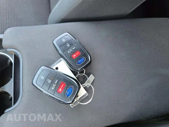2023 Subaru Solterra Premium - miniatura 8