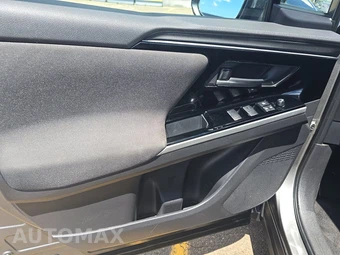 2023 Subaru Solterra Premium - miniatura 9
