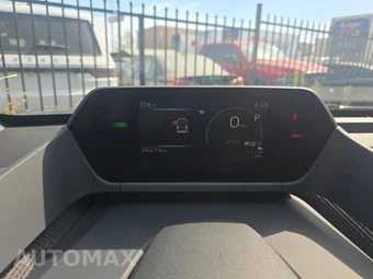 2023 Subaru Solterra Touring - miniatura 12