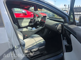 2023 Subaru Solterra Touring - miniatura 8