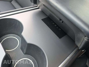 2023 Tesla Model 3 Long Range - miniatura 8