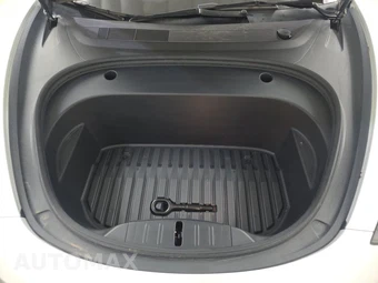 2023 Tesla Model 3 Long Range - miniatura 15