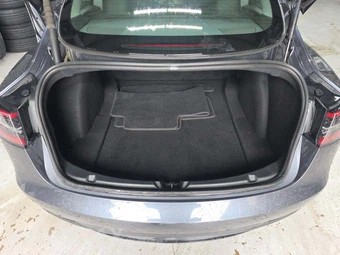 2023 Tesla Model 3 Long Range - miniatura 14