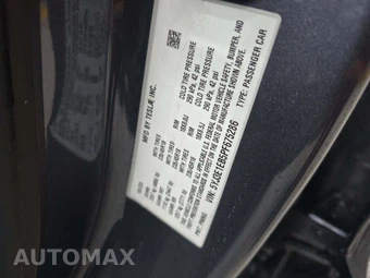 2023 Tesla Model 3 Long Range - miniatura 5