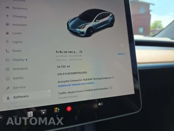 2023 Tesla Model 3 Long Range - miniatura 9