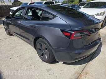 2023 Tesla Model 3 Long Range - miniatura 2