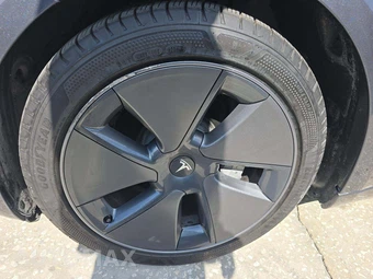 2023 Tesla Model 3 Long Range - miniatura 21
