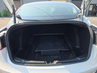 2023 Tesla Model 3 Performance - miniatura 14