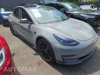 2023 Tesla Model 3 Performance - miniatura 4