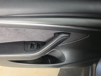 2023 Tesla Model 3 Performance - miniatura 9