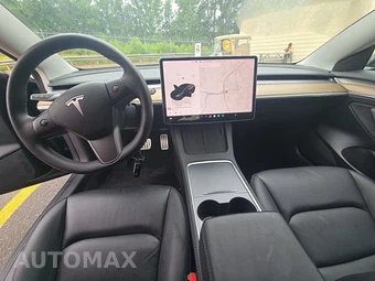 2023 Tesla Model 3 Performance - miniatura 11