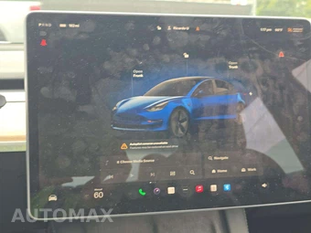 2023 Tesla Model 3 Standard Range – miniatura 10