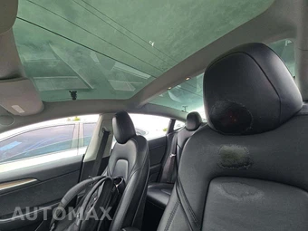 2023 Tesla Model 3 Standard Range – miniatura 11