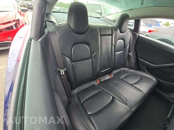 2023 Tesla Model 3 Standard Range – miniatura 17