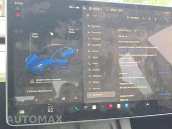 2023 Tesla Model 3 Standard Range – miniatura 9