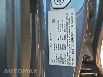 2023 Tesla Model 3 Standard Range - miniatura 15
