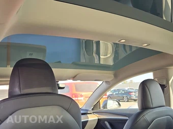 2023 Tesla Model 3 Standard Range - miniatura 9