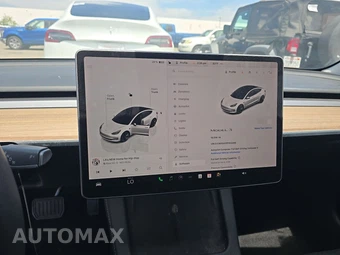 2023 Tesla Model 3 Standard Range - miniatura 12