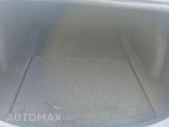 2023 Tesla Model 3 Standard Range - miniatura 19