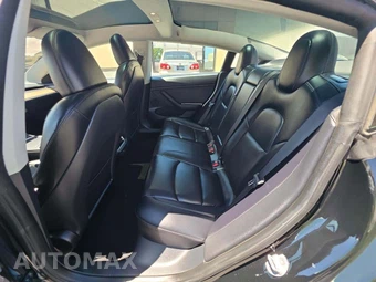 2023 Tesla Model 3 Standard Range - miniatura 10