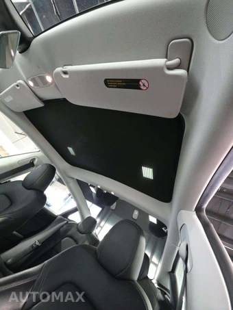 2023 Tesla Model 3 Standard Range - miniatura 11