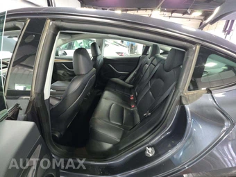 2023 Tesla Model 3 Standard Range - miniatura 13