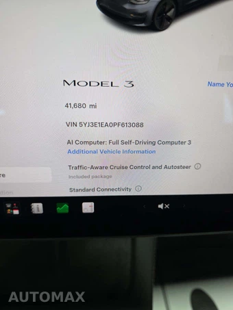 2023 Tesla Model 3 Standard Range - miniatura 9