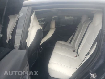 2023 Tesla Model 3 Standard Range – miniatura 13