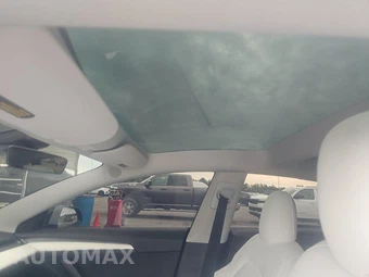 2023 Tesla Model 3 Standard Range – miniatura 17