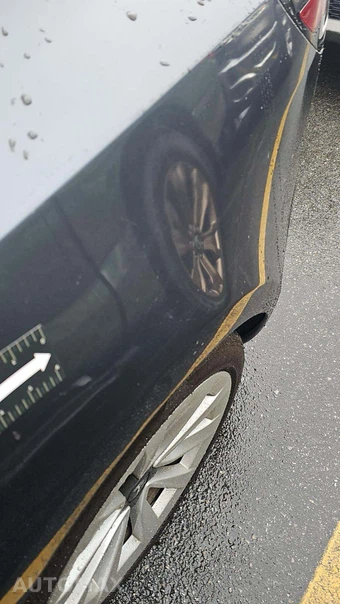 2023 Tesla Model 3 Standard Range – miniatura 28