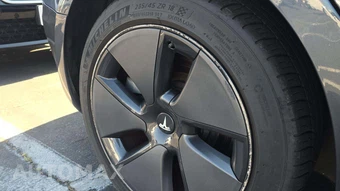 2023 Tesla Model 3 Standard Range - miniatura 29