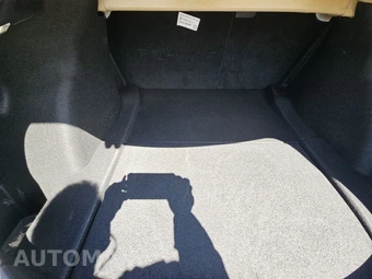 2023 Tesla Model 3 Standard Range - miniatura 16