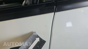 2023 Tesla Model 3 Standard Range - miniatura 33