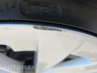 2023 Tesla Model 3 Standard Range - miniatura 20