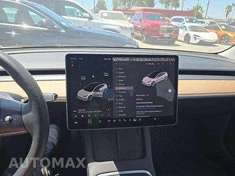 2023 Tesla Model 3 Standard Range - miniatura 10