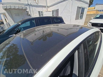 2023 Tesla Model 3 Standard Range - miniatura 12