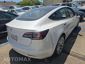 2023 Tesla Model 3 Standard Range - miniatura 3
