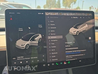 2023 Tesla Model 3 Standard Range - miniatura 9