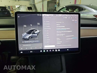 2023 Tesla Model 3 Standard Range - miniatura 10
