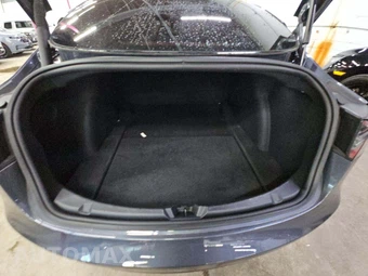 2023 Tesla Model 3 Standard Range - miniatura 14