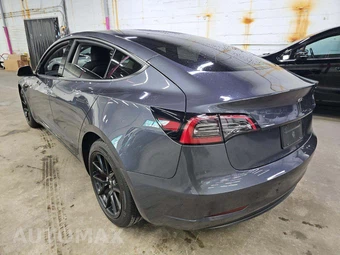 2023 Tesla Model 3 Standard Range - miniatura 2