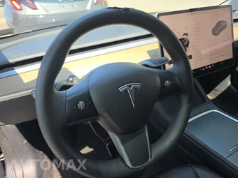 2023 Tesla Model 3 Standard Range – miniatura 10