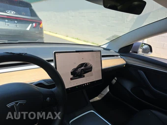 2023 Tesla Model 3 Standard Range – miniatura 11