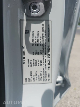 2023 Tesla Model 3 Standard Range - miniatura 13