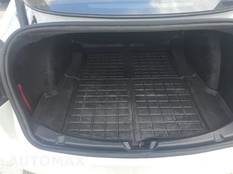 2023 Tesla Model 3 Standard Range - miniatura 15