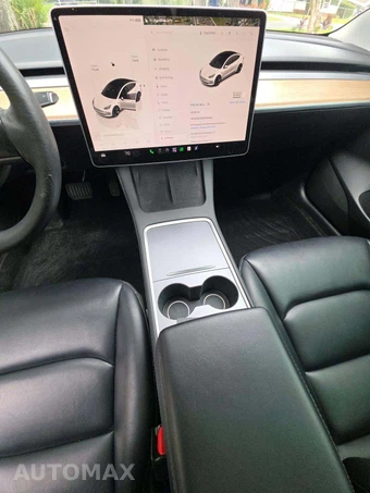 2023 Tesla Model 3 Standard Range – miniatura 10