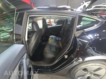 2023 Tesla Model 3 Standard Range - miniatura 13