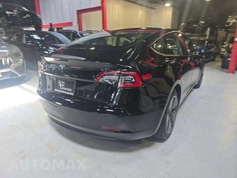 2023 Tesla Model 3 Standard Range - miniatura 3