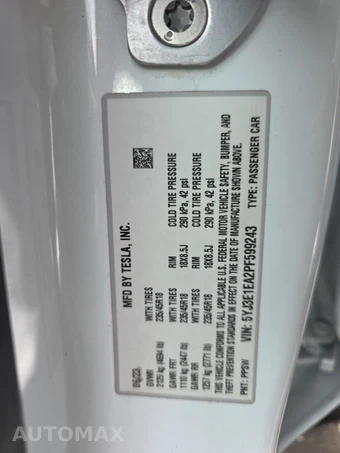 2023 Tesla Model 3 Standard Range - miniatura 18