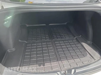 2023 Tesla Model 3 Standard Range - miniatura 20